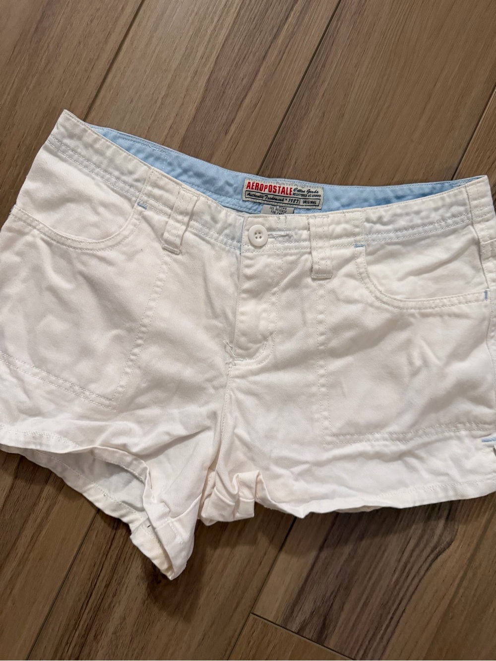 Aeropostale White Women’s Denim khaki-Style Shorts
